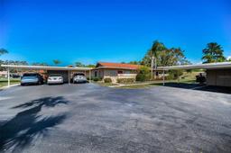 Picture of 2492 Laurelwood Drive Unit E, Clearwater, FL 33763