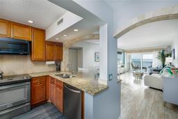 Picture of 6372 Palma Del Mar Boulevard S Apt 307, St Petersburg, FL 33715