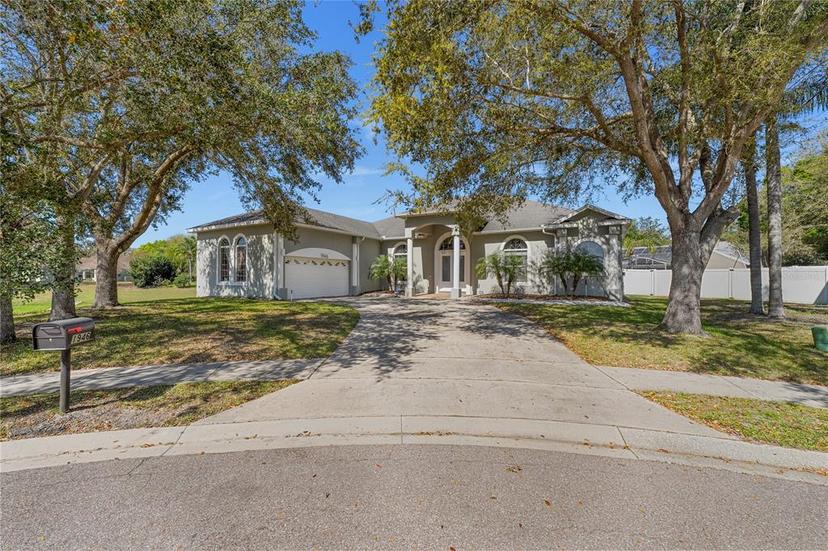 Picture of 1946 Thoroughbred Drive, Gotha FL 34734