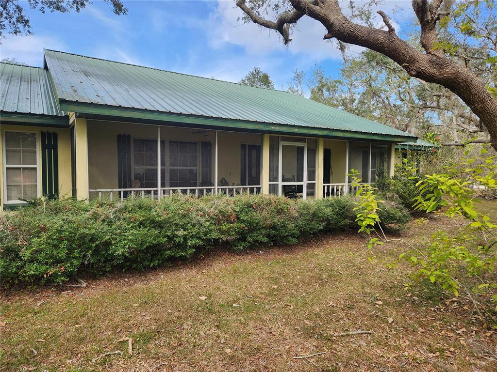 Picture of 151 W Hamlin Trail, Frostproof, FL 33843