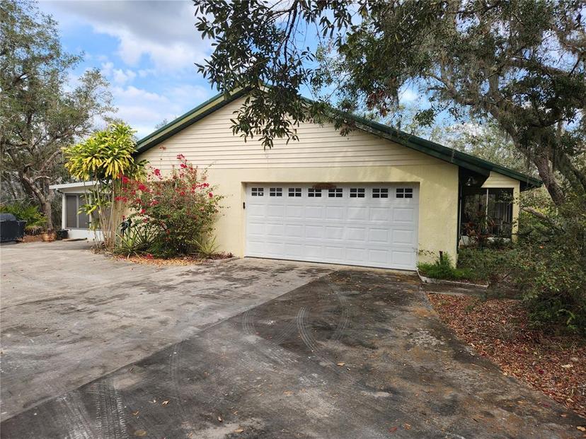 Picture of 151 W Hamlin Trail, Frostproof FL 33843