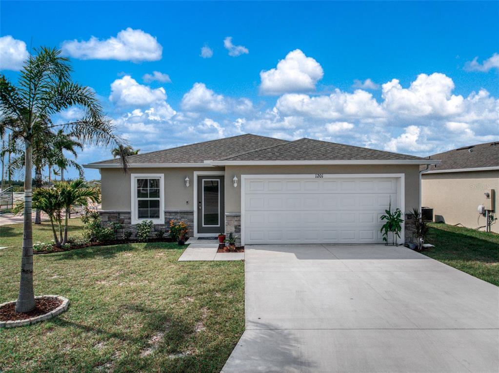 Picture of 1201 Stone Ridge Circle, Sebring, FL 33870