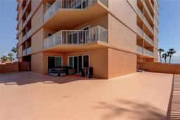 Picture of 7432 Sunshine Skyway Lane S Unit 206, St Petersburg, FL 33711