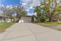 Picture of 13815 Capitol Drive, Tampa, FL 33613