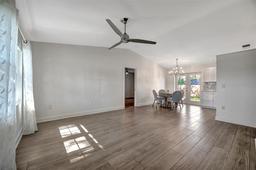 Picture of 5115 Island Date Way, Sarasota, FL 34232