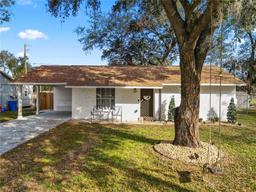 Picture of 9608 Theresa Drive, Thonotosassa, FL 33592