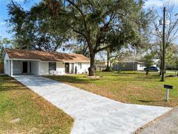 Picture of 9608 Theresa Drive, Thonotosassa, FL 33592