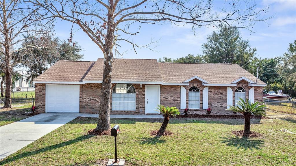 Picture of 23940 Oak Lane, Sorrento, FL 32776