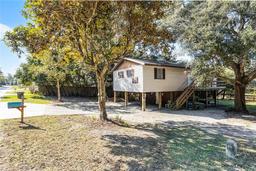 Picture of 6490 SE 180Th Avenue Road, Ocklawaha, FL 32179