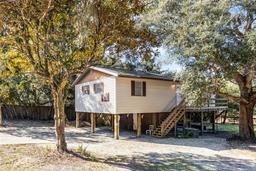 Picture of 6490 SE 180Th Avenue Road, Ocklawaha, FL 32179