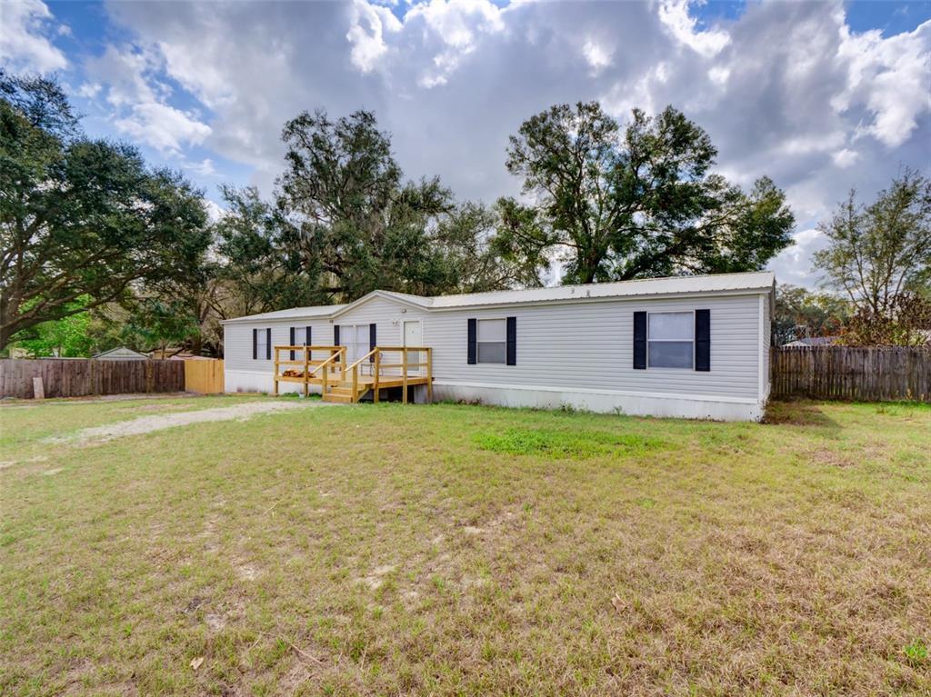 Picture of 5920 Spurling Drive, Coleman, FL 33521