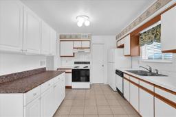 Picture of 4801 Coachmans Drive Unit 2, Orlando, FL 32812