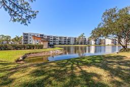 Picture of 6080 80Th Street N Unit 102, St Petersburg, FL 33709