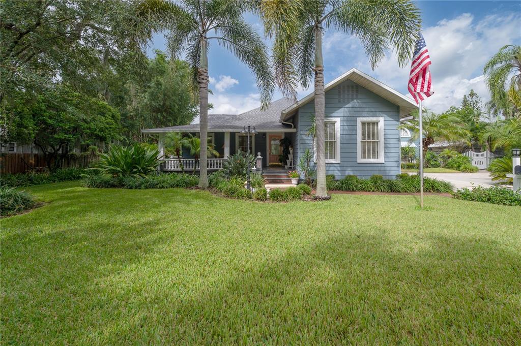 Picture of 5114 N Branch Avenue, Tampa, FL 33603