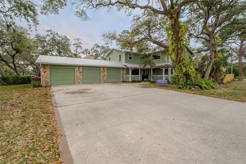 Picture of 7692 Harbor View Way, Seminole FL 33776