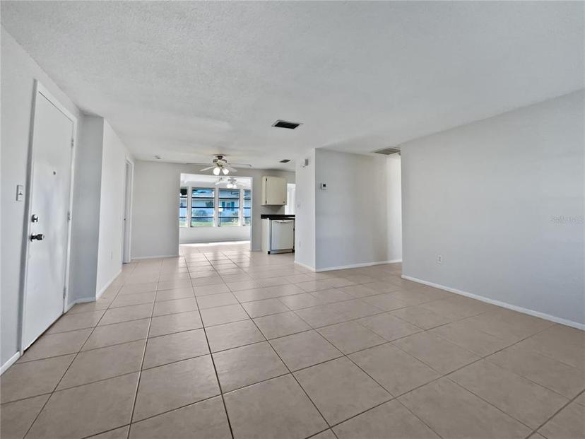 Picture of 507 Circlewood Drive Unit O2, Venice FL 34293