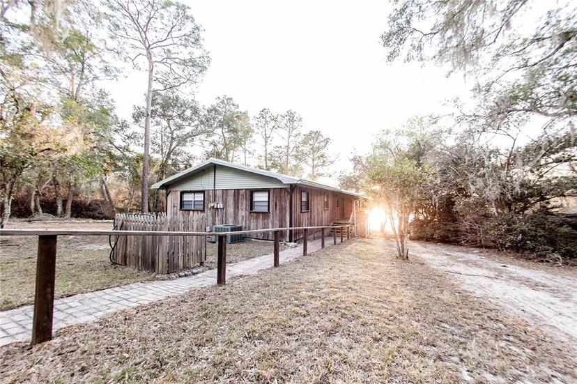 Picture of 5526 SE 170Th Court, Ocklawaha FL 32179