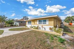 Picture of 6537 8Th Avenue N, St Petersburg, FL 33710