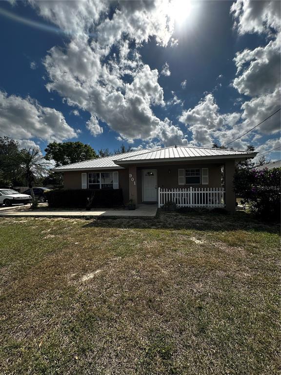 Picture of 901 W Bell Street, Avon Park, FL 33825