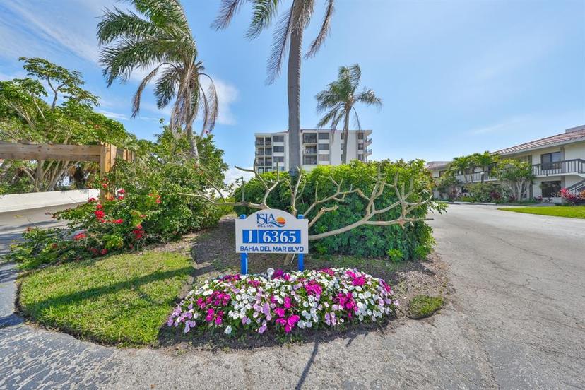 Picture of 6365 Bahia Del Mar Boulevard Unit 112, St Petersburg FL 33715