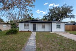 Picture of 913 Lake Avenue, Edgewater, FL 32132