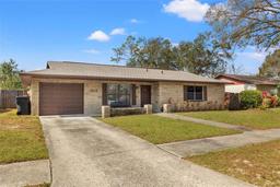 Picture of 1314 Oak Valley Drive, Seffner, FL 33584