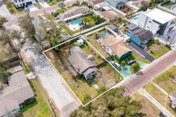 Picture of 902 W Fribley Street, Tampa, FL 33603