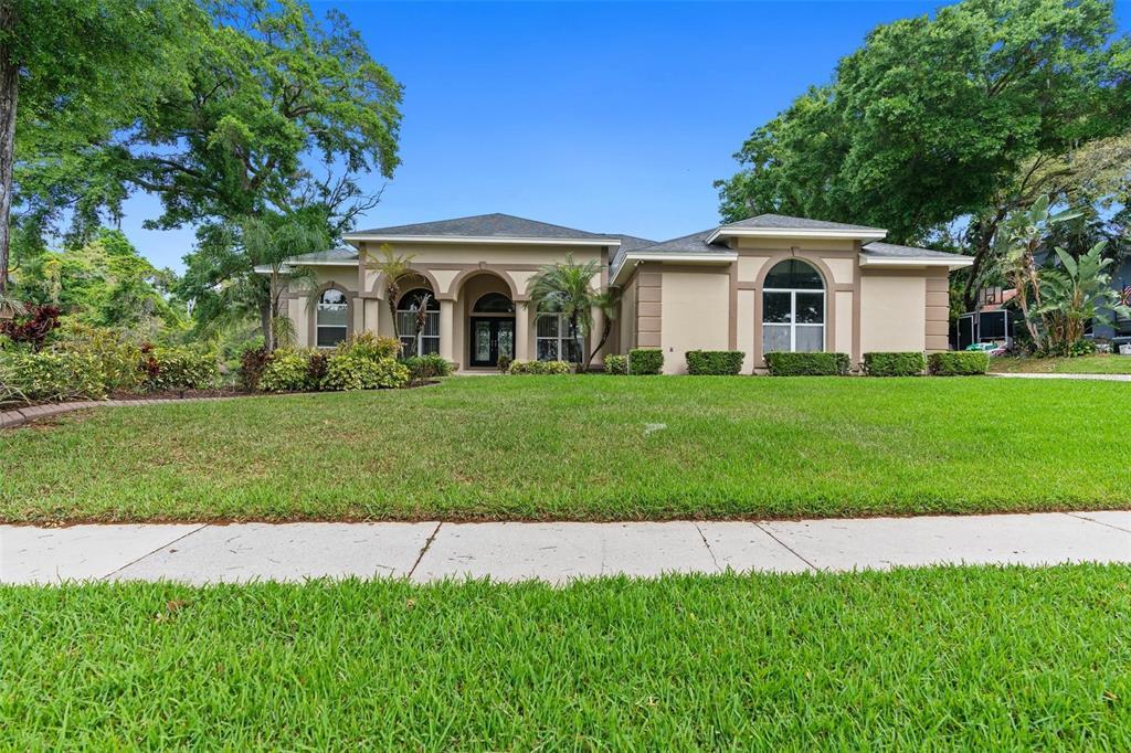 Picture of 2501 Oak Landing Drive, Brandon, FL 33511