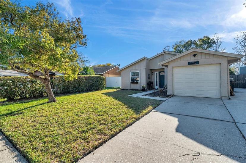 Picture of 1242 Holly Circle, Oldsmar FL 34677