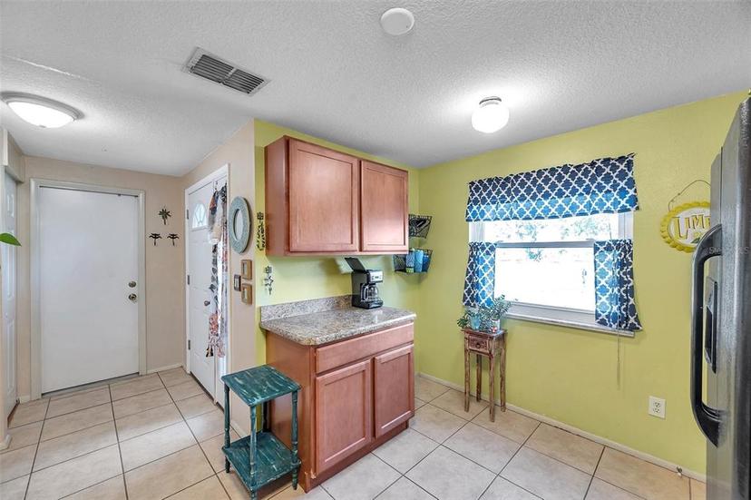 Picture of 1242 Holly Circle, Oldsmar FL 34677