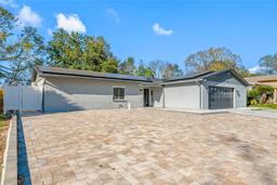 Picture of 16324 Bonneville Drive, Tampa, FL 33624