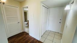 Picture of 2850 Somerset Park Drive Unit 201, Tampa, FL 33613