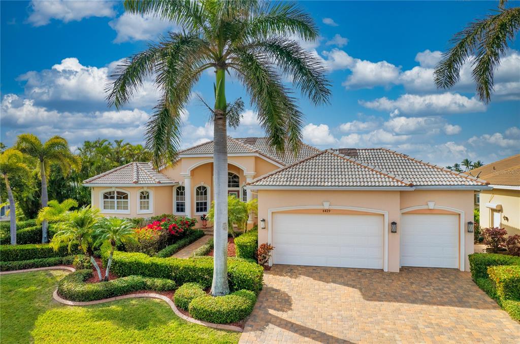 Picture of 8429 Southwind Bay Circle, Fort Myers, FL 33908