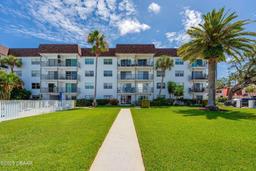 Picture of 118 S Halifax Avenue Unit 103, Daytona Beach, FL 32118