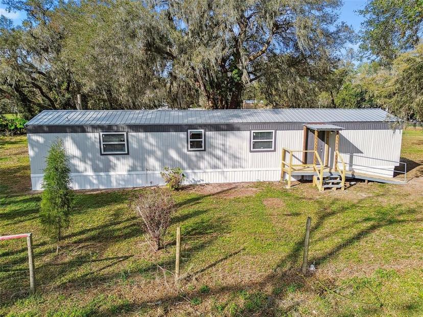 Picture of 8408 Bob Wiggs Avenue, Lithia FL 33547