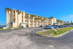 Picture of 3131 S Ridgewood Avenue Unit 101, South Daytona, FL 32119