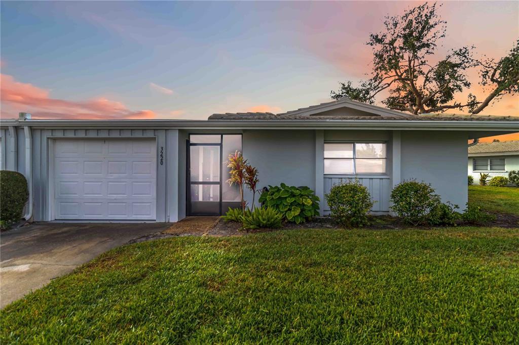 Picture of 3220 Southfield Lane Unit 810, Sarasota, FL 34239