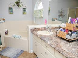 Picture of 7965 Kaitlin Circle, Lakeland, FL 33810