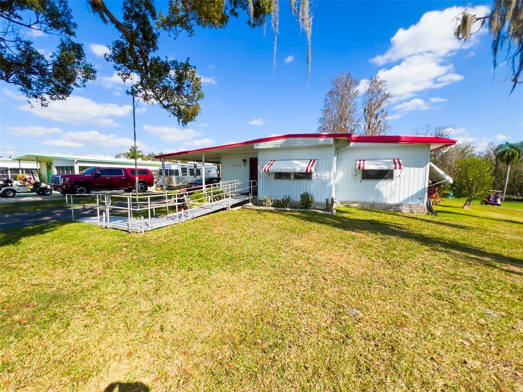 Picture of 29129 Johnston Road Unit 2557, Dade City, FL 33523