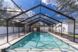 Picture of 13508 Greenleaf Drive, Tampa, FL 33613