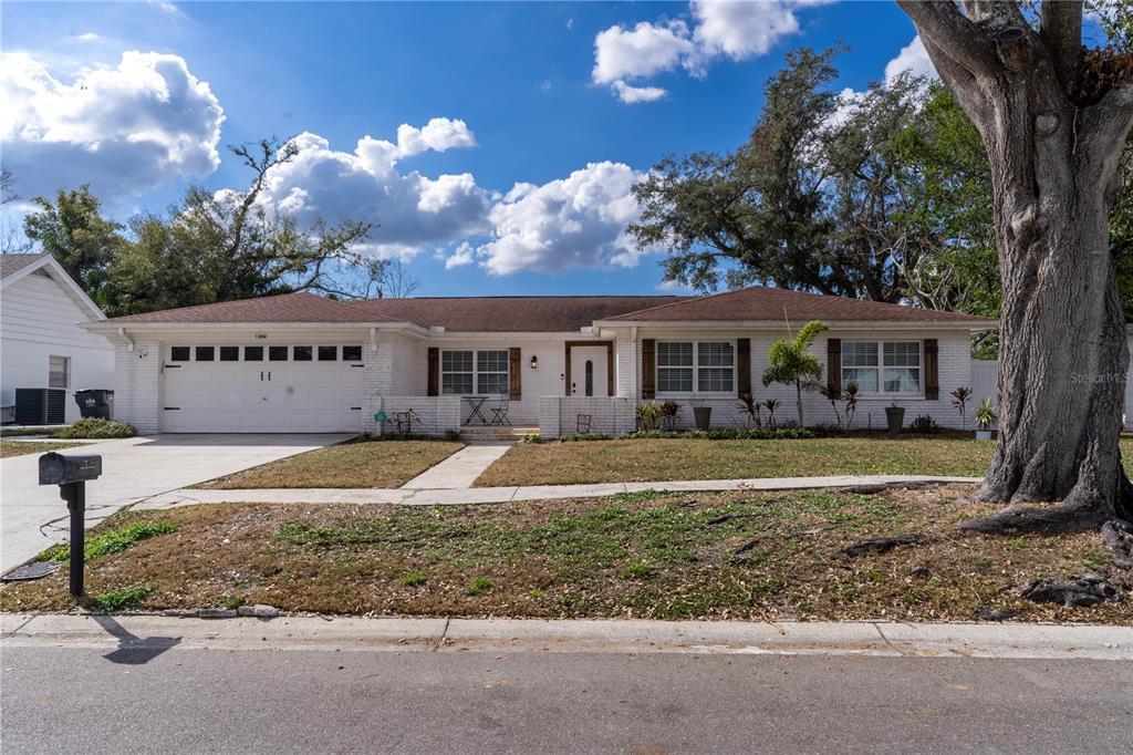 Picture of 13508 Greenleaf Drive, Tampa, FL 33613