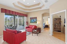 Picture of 10214 Garden Alcove Drive, Tampa, FL 33647