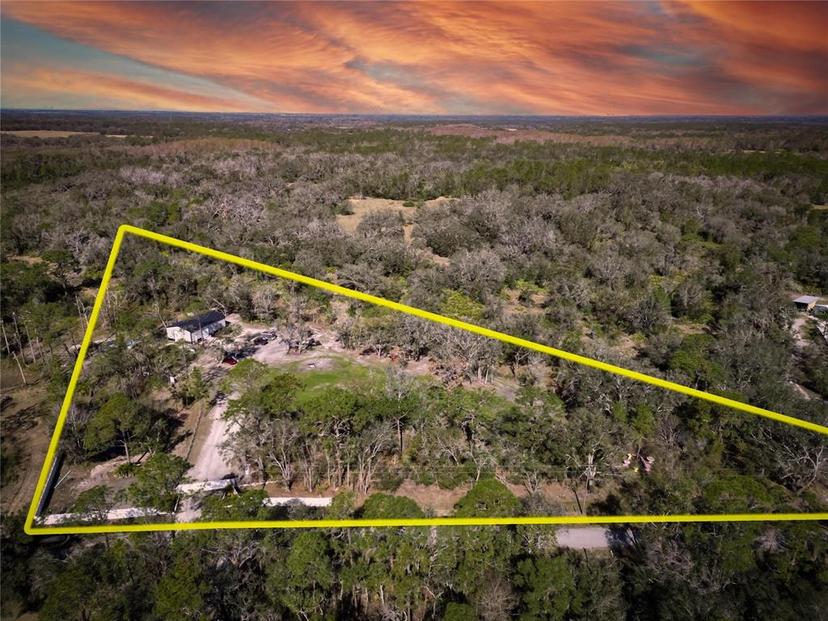 Picture of 13215 Seminole Trail, Wimauma FL 33598