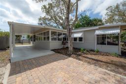 Picture of 560 80Th Avenue N, St Petersburg, FL 33702