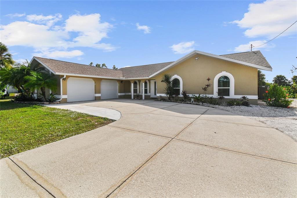 Picture of 12769 Foresman Boulevard, Port Charlotte, FL 33981