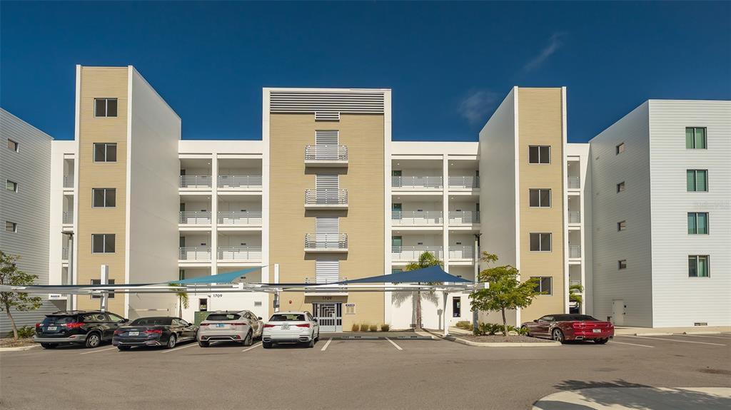 Picture of 1709 N Tamiami Trail Unit 408, Sarasota, FL 34234