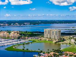 Picture of 130 Riviera Dunes Way Unit 606, Palmetto, FL 34221