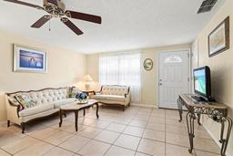 Picture of 2824 Silk Oak Drive, Sarasota, FL 34232