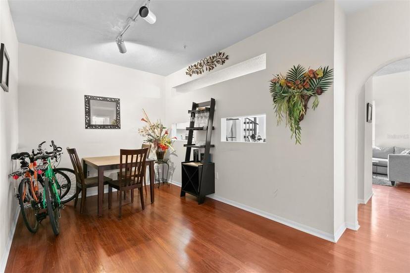 Picture of 501 Knights Run Avenue Unit 1310, Tampa FL 33602