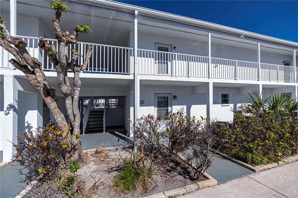 Picture of 902 Gibbs Road Unit 181, Venice, FL 34285